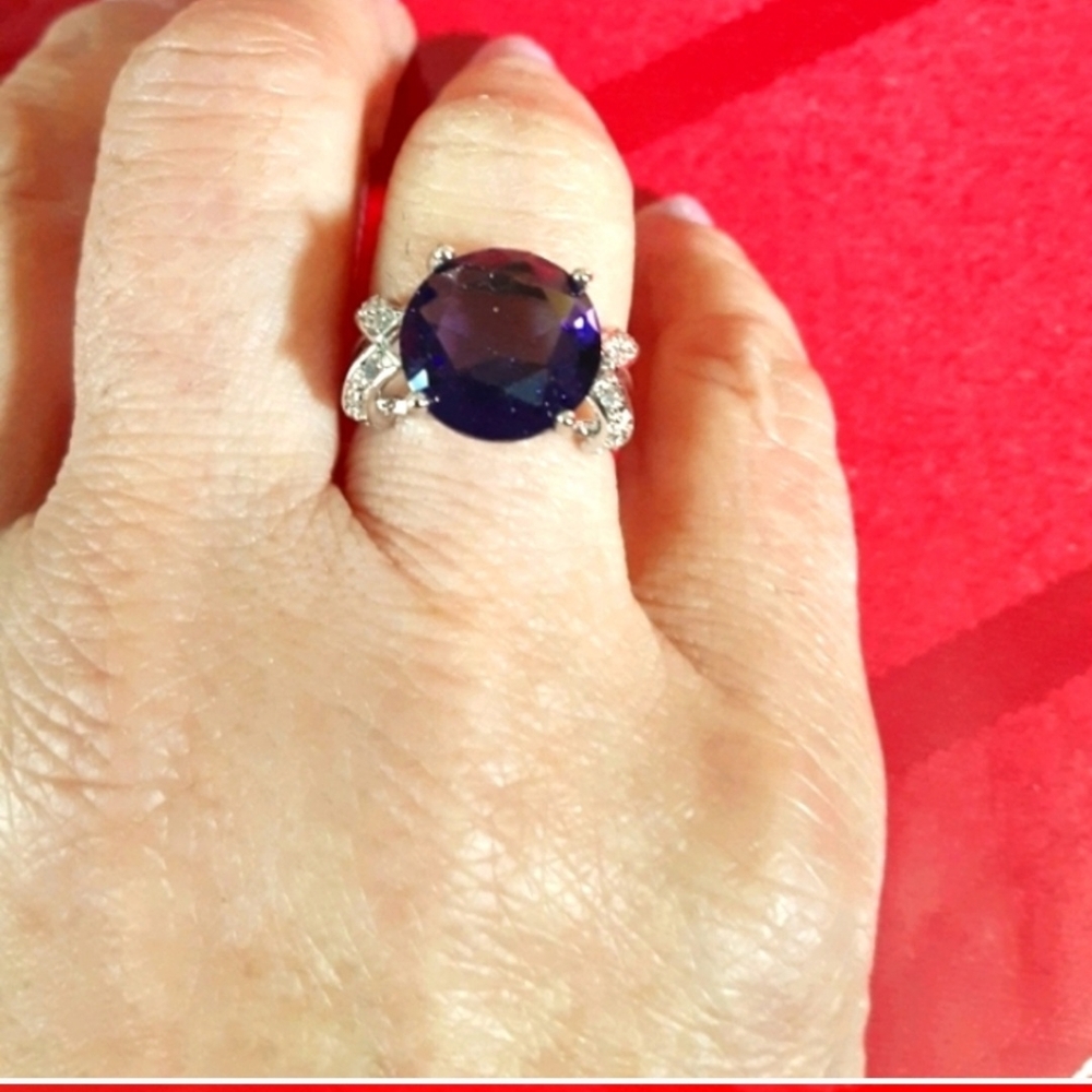 Sterling Silver Amethyst Color Ring - Picture 1 of 6